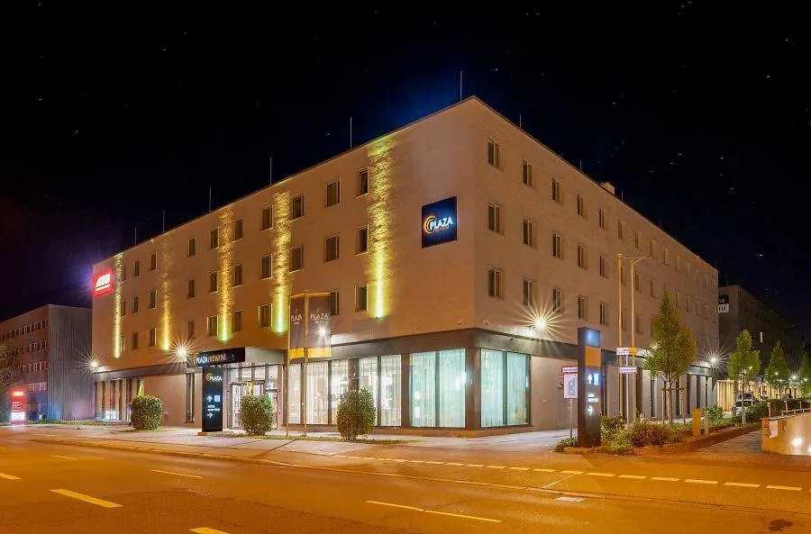Hotel Plaza Premium Muenchen Monachium