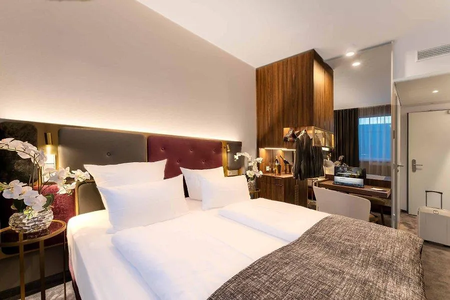 Hotel Plaza Premium Muenchen 4*, Monachium Niemcy
